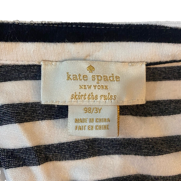 ♤Kate Spade♤ Black & White Striped moto Jacket with Gold Hardware, girls size 3T - Picture 3 of 7